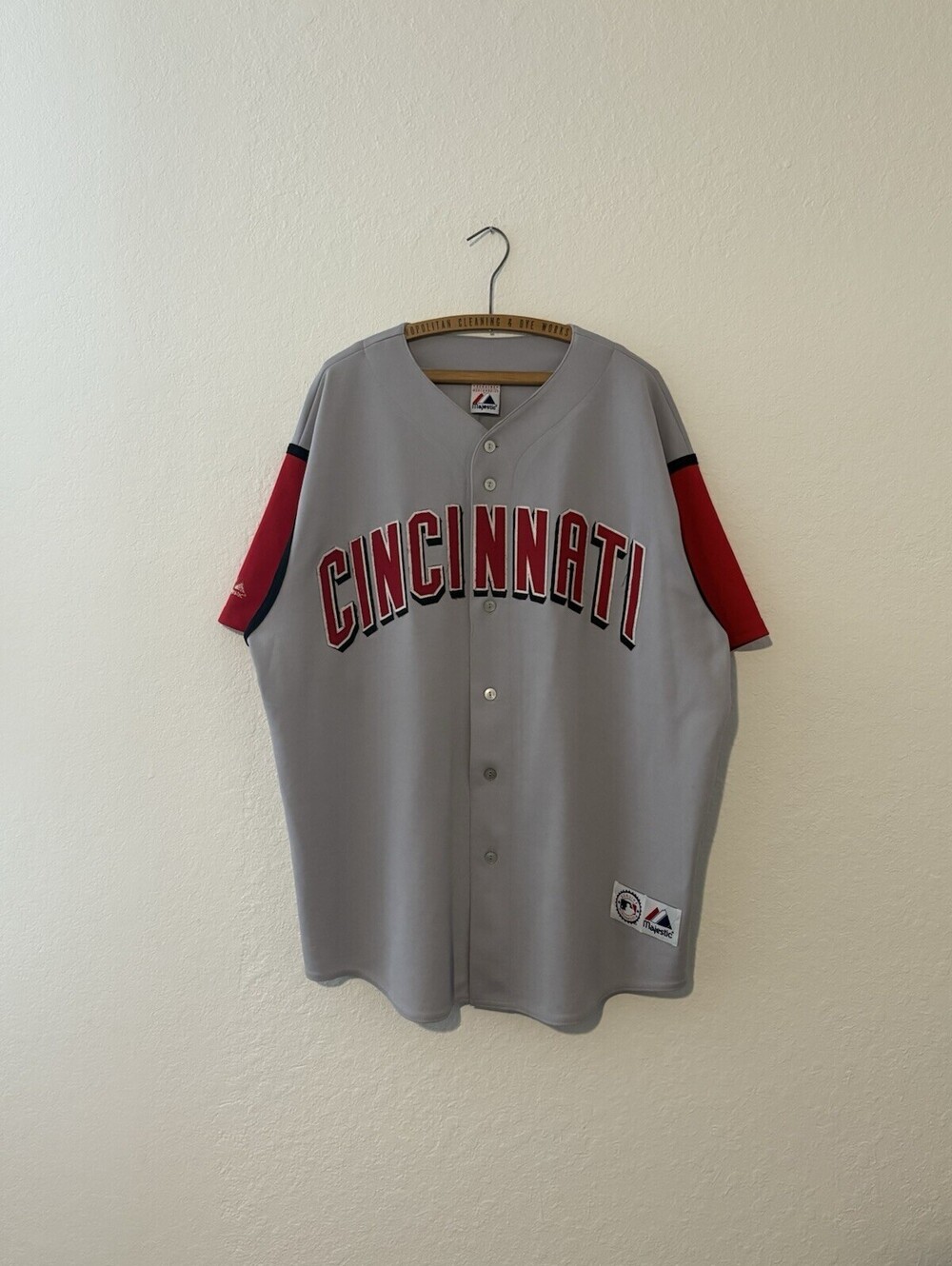 Vintage 90s Majestic Cincinnati Reds MLB Baseball Jersey Size 2XL Gray Red Sewn